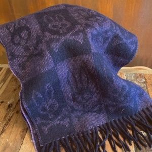 Psycho Bunny cashmere scarf